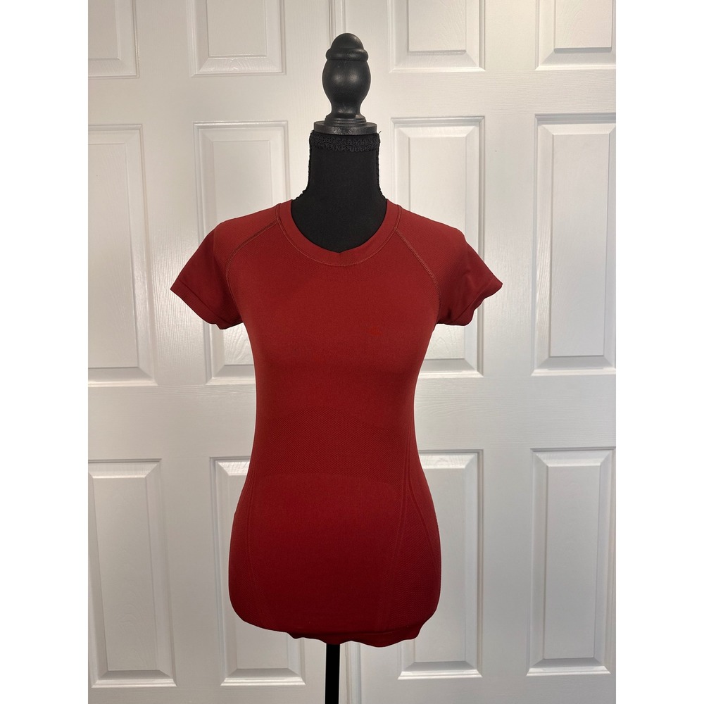 Athleta Momentum Seamless Short Sleeve Shirt Dark Red XXS Training Running Tee
